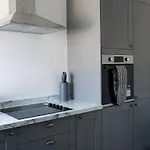 Berry's Loft - Location And Fast Wifi