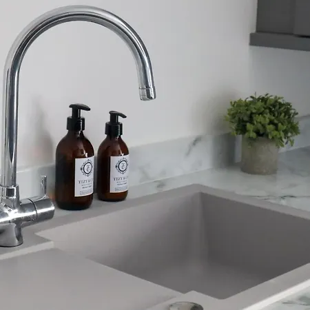 Berry's Loft - Location And Fast Wifi * 纳尔斯伯勒