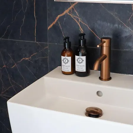 公寓 Berry's Loft - Location And Fast Wifi